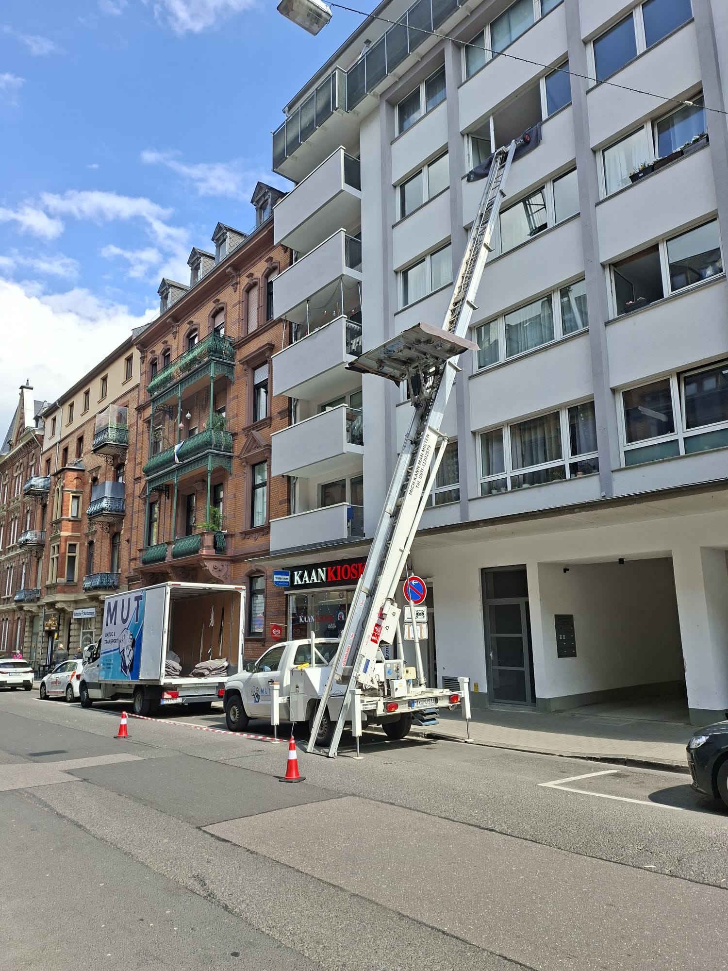 Wie organisiert man einen Umzug, wenn man Vollzeit arbeitet?